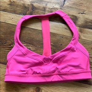 Lululemon sports bra